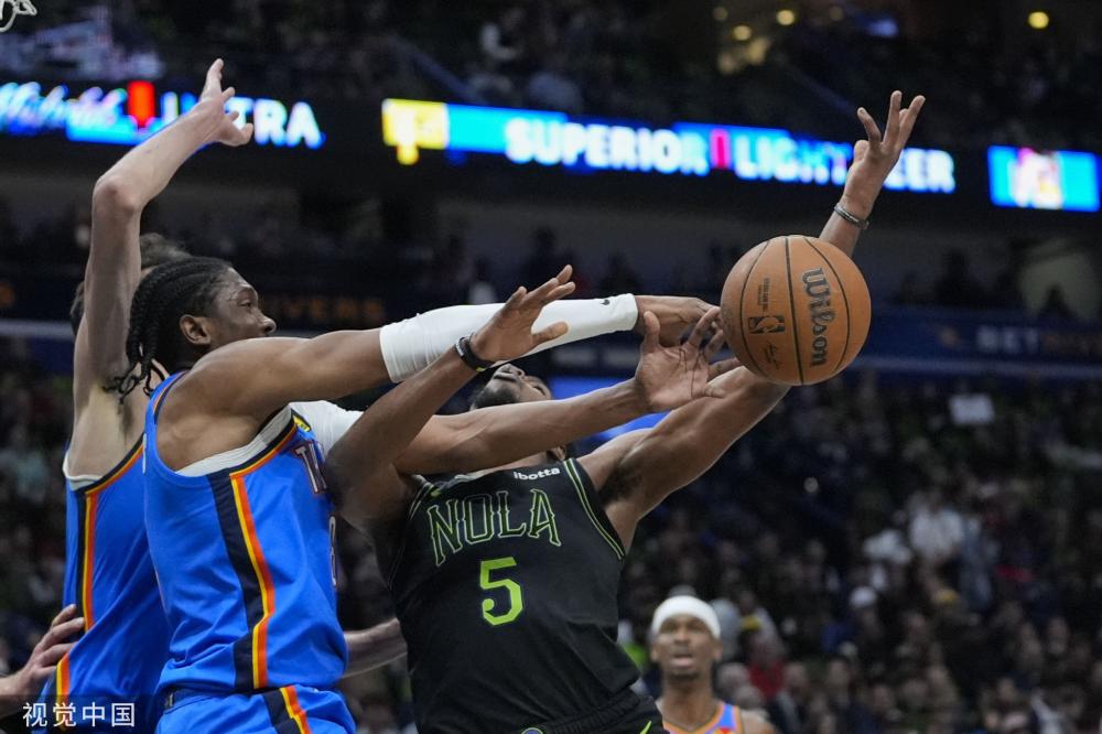 而邓亚萍在 而邓亚萍在