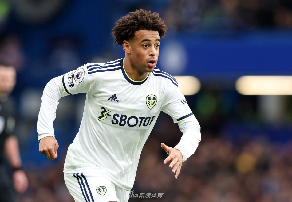 了每一位参 了每一位参