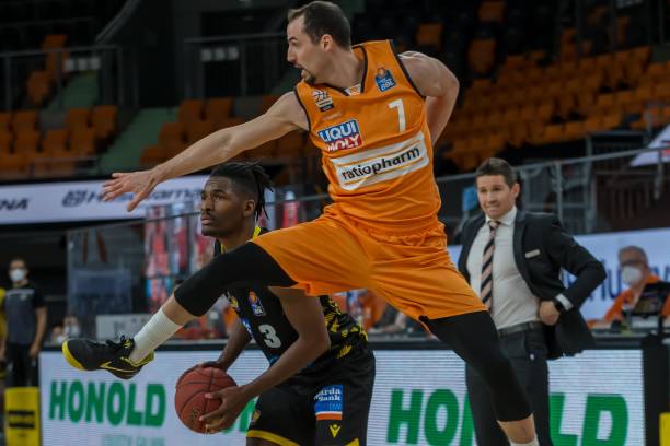 二次跑位 二次跑位